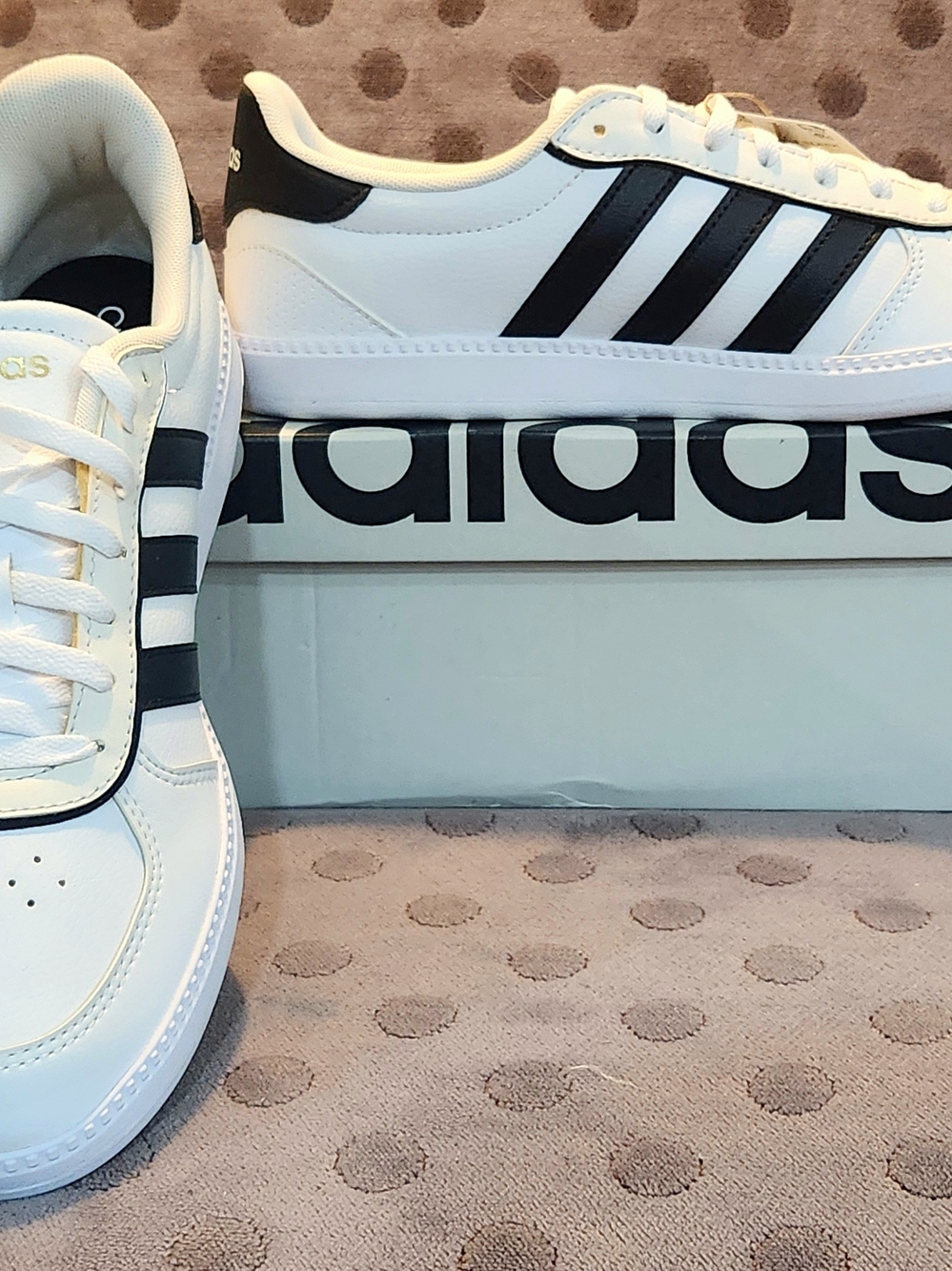 Adidas Women's Breaknet Sleek  White/Black Size 9 NIB Sneakers